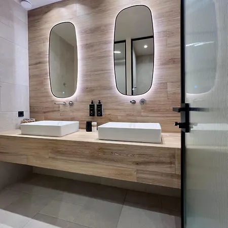 Anaxo Hotel 3*