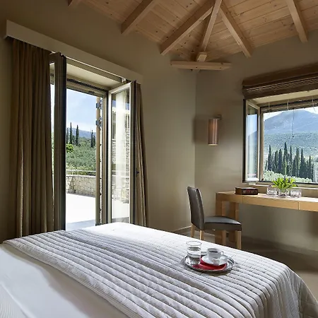Anaxo Hotel 3*