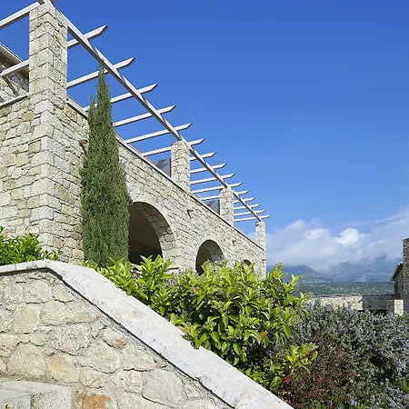 Anaxo Hotel