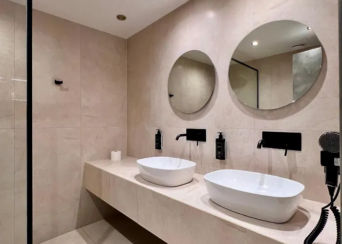 Anaxo 3* 리글리아